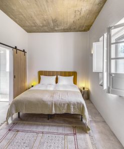 Villa-Cocheira-Beach-House-Ferragudo-Bedroom