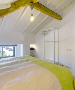 Villa-Cocheira-Beach-House-Ferragudo-Bedroom