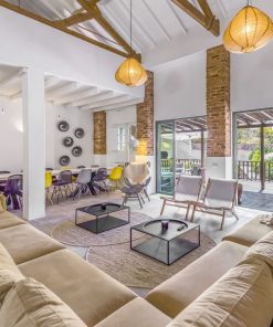 Villa-Cocheira-Beach-House-Ferragudo-Living