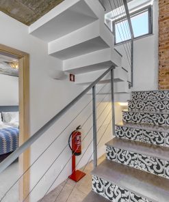 Villa-Cocheira-Beach-House-Ferragudo-Stairs